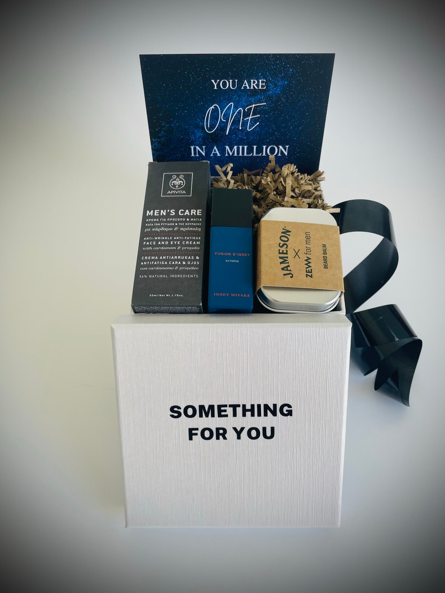 one-in-a-million-gift-box-for-him-build-a-box-cyprus